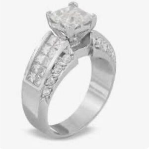 Elegant white Gold Women's Ring